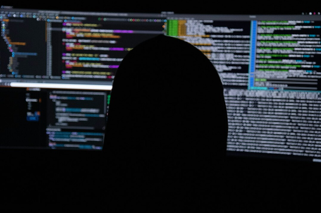 cybersecurity expert monitoring